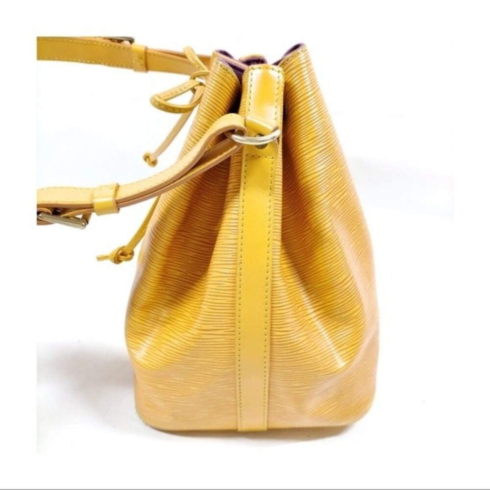 Louis Vuitton LV Shoulder Bag Petite Noe Yellow Epi - Picture 8 of 8